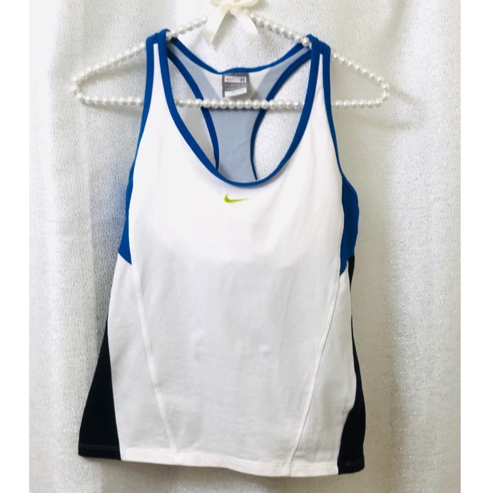 Nike built in bra white workout tank top size M